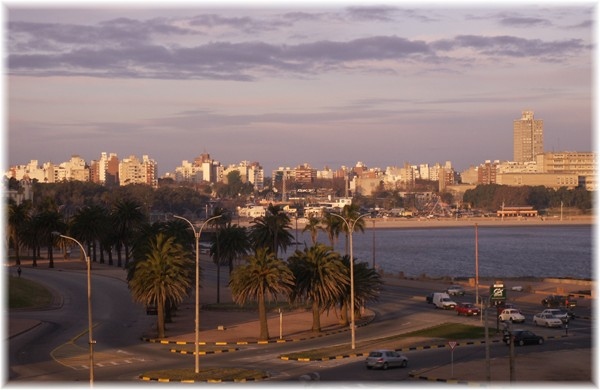 ... Blick aus unserem Hotelzimmer in Montevideo
